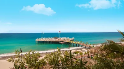 BOTANIK HOTEL-RESORT Pools & Beach