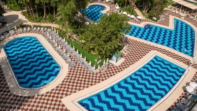 BOTANIK PLATINUM Pools & Beach