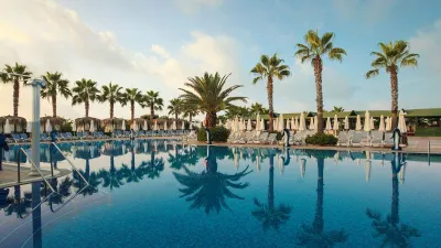 BOTANIK PLATINUM Pools & Beach