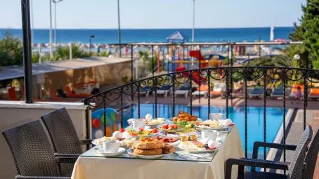 BUYUK BERK HOTEL AND RESORT Restaurants