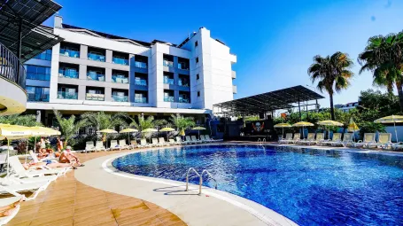 C ISTANBUL HOTEL General Images