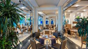 CALISTA LUXURY RESORT Restaurants