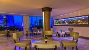 CALISTA LUXURY RESORT Bars