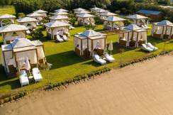 CALISTA LUXURY RESORT Pools & Beach