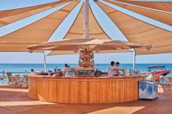 CALISTA LUXURY RESORT Bars