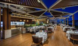 CALISTA LUXURY RESORT Restaurants