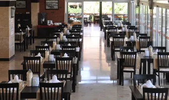 CAMYUVA BEACH HOTEL Restaurants
