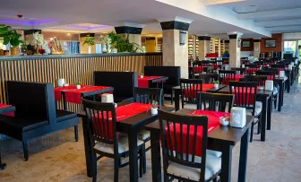 CAMYUVA BEACH HOTEL Restaurants