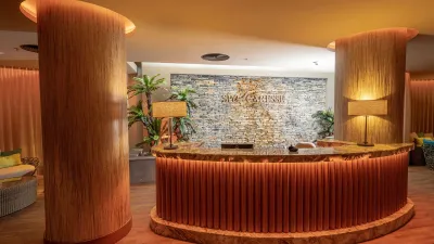 CARESSE A LUXURY COLLECTION RESORT-SPA Lobby