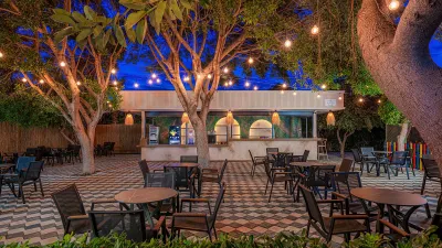 CARETTA BEACH HOTEL Bars