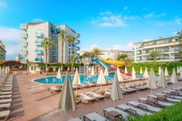CARETTA RELAX HOTEL Pools & Beach