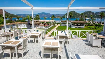 CASA BLANCA BEACH HOTEL 13+ Restaurants