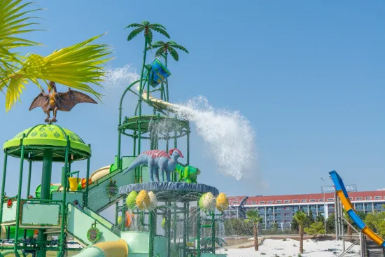CASA FORA BEACH RESORT Pools & Beach