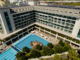 CASTIVAL HOTEL Pools & Beach