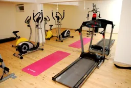 CASTLE PARK HOTEL Activities