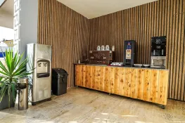CASTLE PARK HOTEL Restaurants