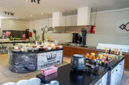 CASTLE PARK HOTEL Restaurants
