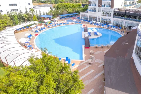 CENGER BEACH RESORT - SPA Pools & Beach
