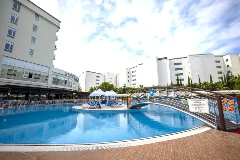 CENGER BEACH RESORT - SPA Pools & Beach
