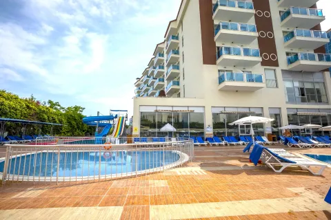 CENGER BEACH RESORT - SPA Pools & Beach