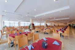 CESARS SIDE (ex. CESARS RESORT HOTEL) Restaurants