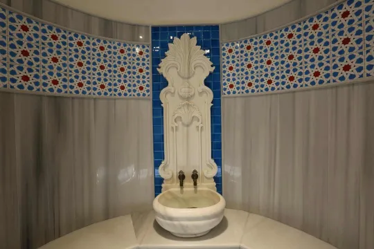 CHARISMA DELUXE HOTEL Spa