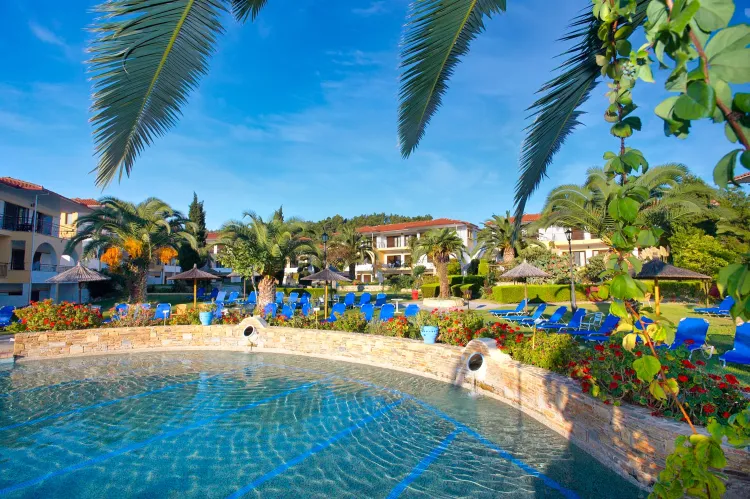 CHROUSSO VILLAGE HOTEL Pools & Beach