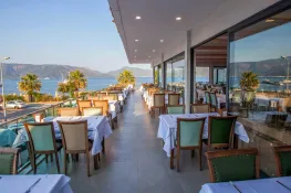 CLASS UNIQUE BEACH Restaurants