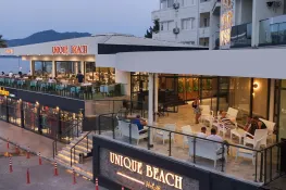 CLASS UNIQUE BEACH Restaurants