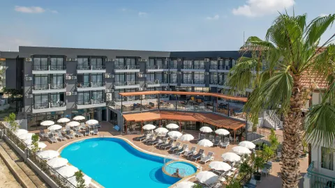 CLOVER MAGIC PARK SIDE HOTEL General Images