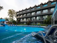 CLUB APERION BEACH HOTEL