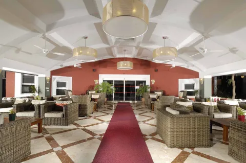 CLUB BELCEKIZ BEACH Lobby
