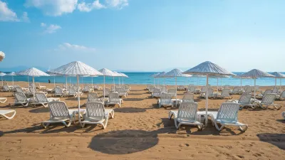 CLUB BEYY RESORT HOTEL Pools & Beach