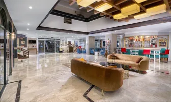 CLUB BIG BLUE SUITE HOTEL Lobby