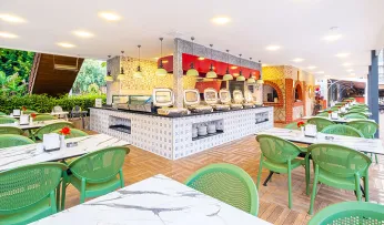 CLUB BIG BLUE SUITE HOTEL Restaurants