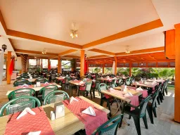 CLUB DIZALYA Restaurants