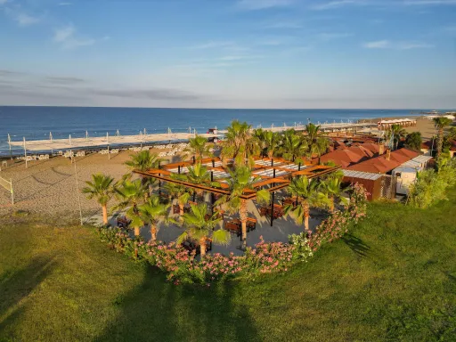 CLUB FELICIA VILLAGE Pools & Beach