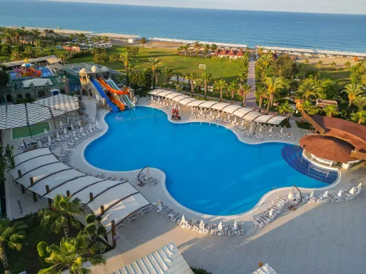 CLUB FELICIA VILLAGE Pools & Beach