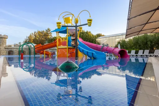 CLUB FELICIA VILLAGE Pools & Beach