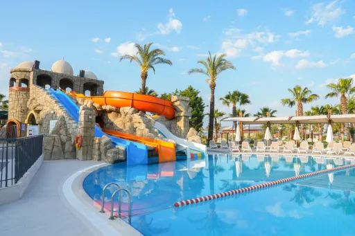 CLUB FELICIA VILLAGE Pools & Beach