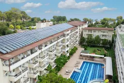 CLUB HOTEL BELPINAR Pools & Beach