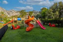 CLUB HOTEL BELPINAR Mini Club