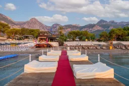 CLUB HOTEL BELPINAR Pools & Beach