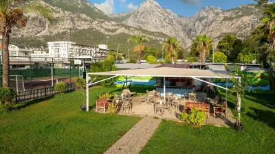 CLUB HOTEL BELPINAR Bars
