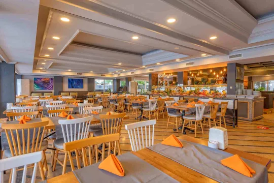 CLUB HOTEL SUNBEL Restaurants