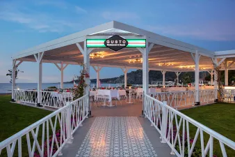 CLUB MARCO POLO Restaurants