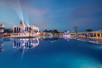 CLUB MARCO POLO Activities