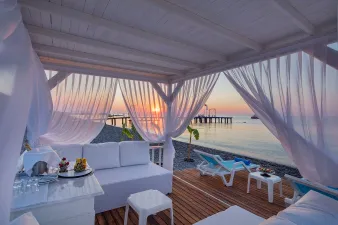 CLUB MARCO POLO Pools & Beach