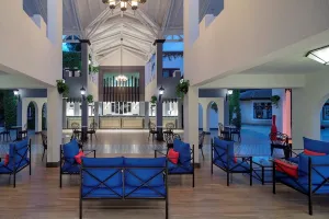 CLUB MARCO POLO Lobby