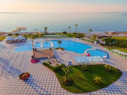 CLUB MARCO POLO Pools & Beach